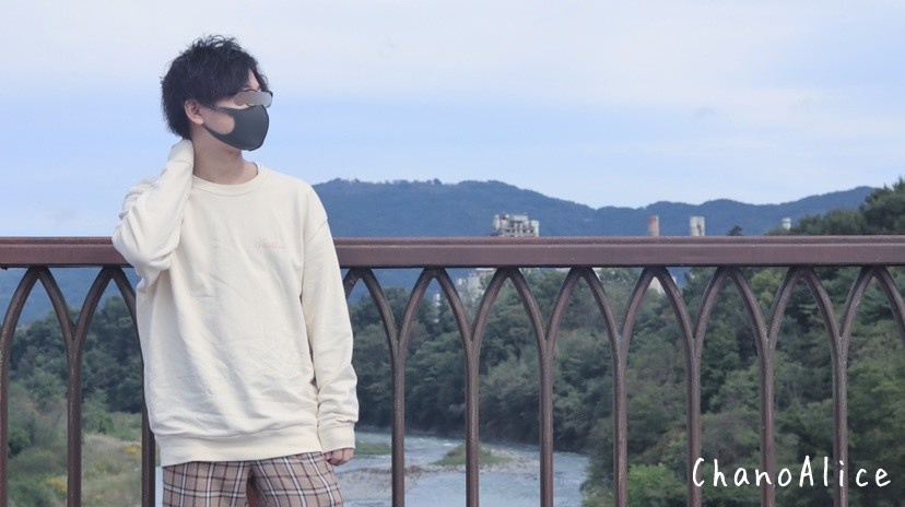 ちゃのアリス スウェット(白)