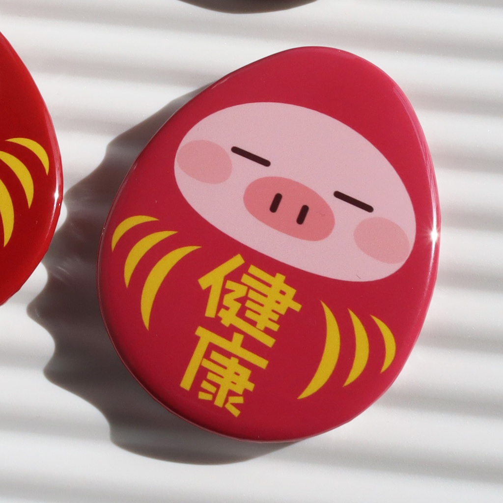 幸運★ぶたたのだるまさん缶バッジ