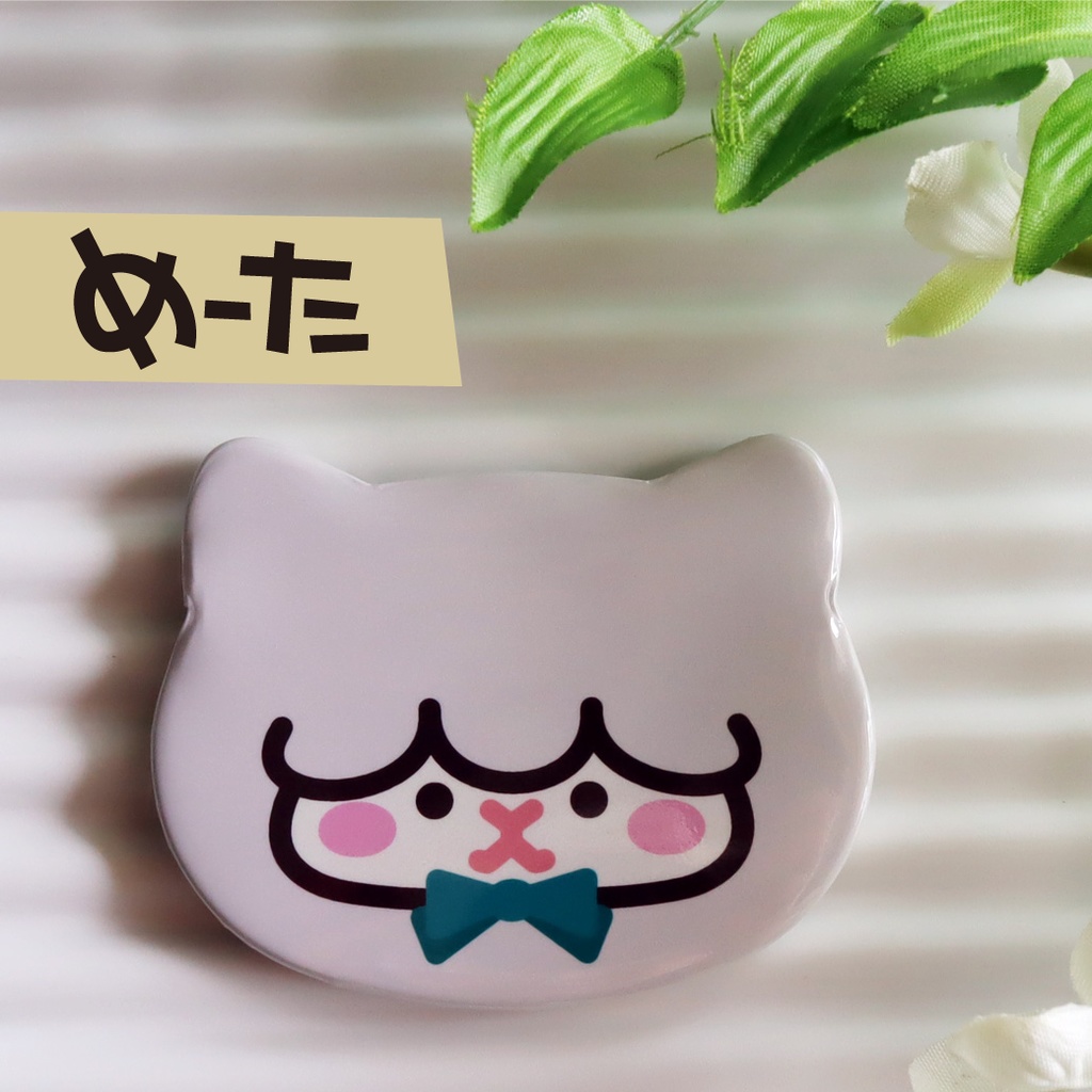 顔だけ星人缶バッジ