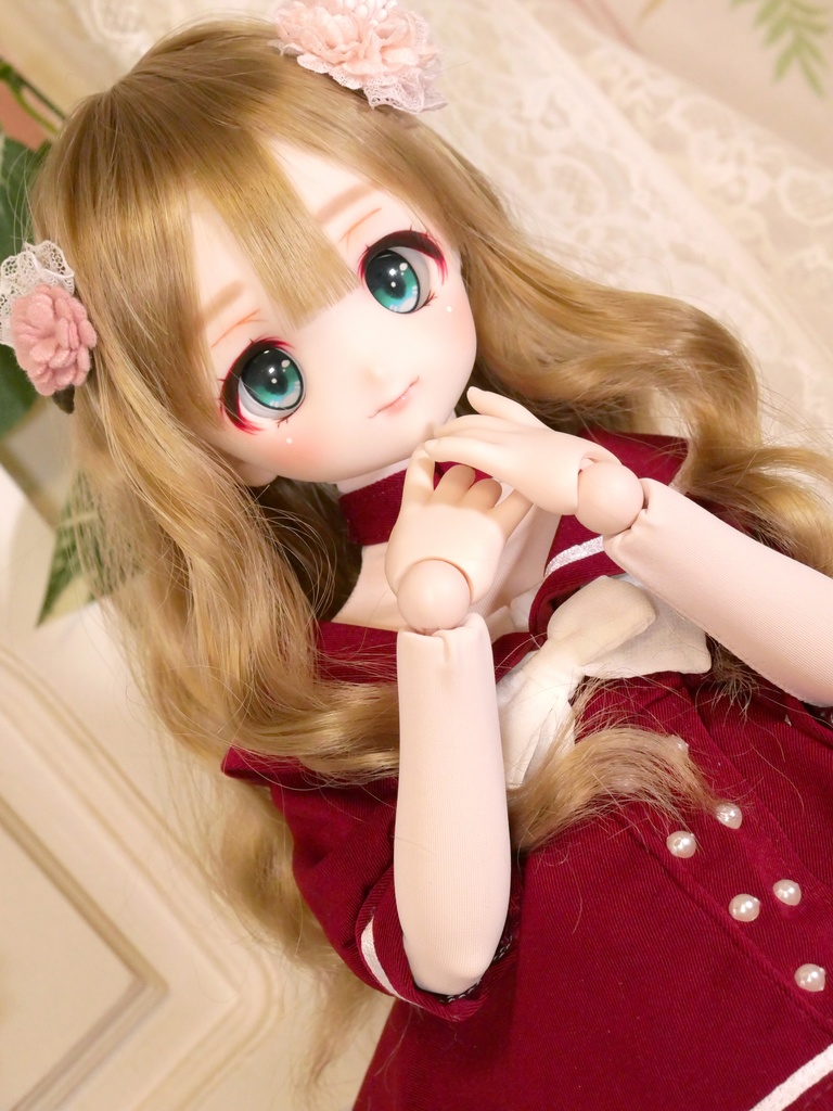 DDH-22 セミホワイト肌 カスタムヘッド+追視レジンアイ1種