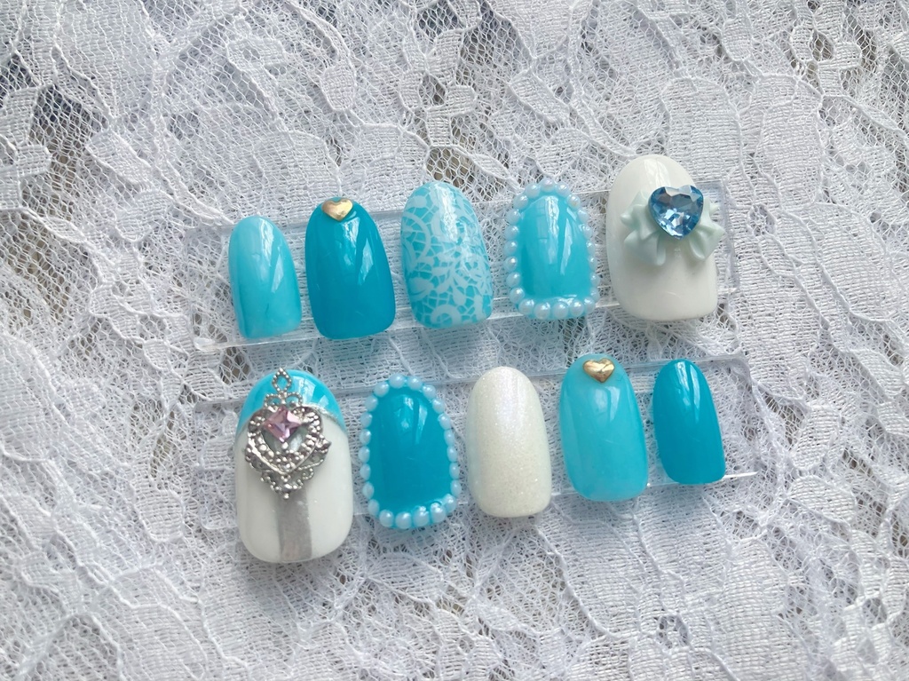 キュアホワイト 概念ネイルチップ