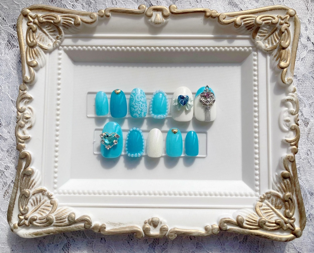 キュアホワイト 概念ネイルチップ