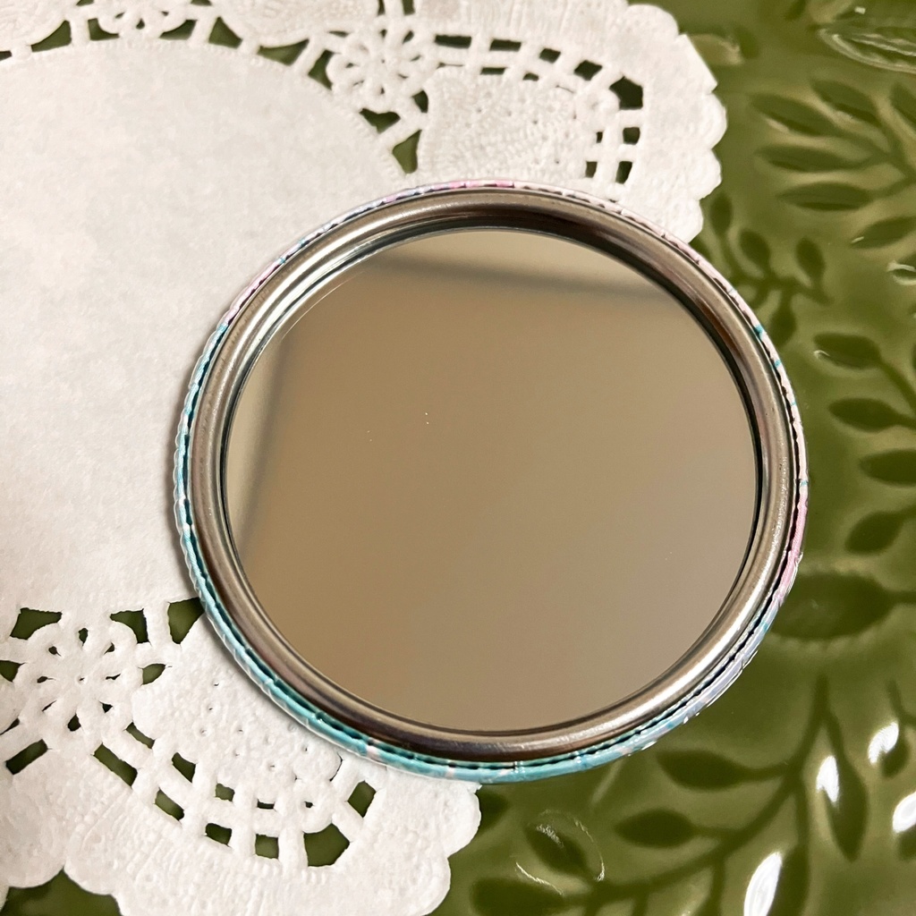 たゆたうめんだこ缶ミラー