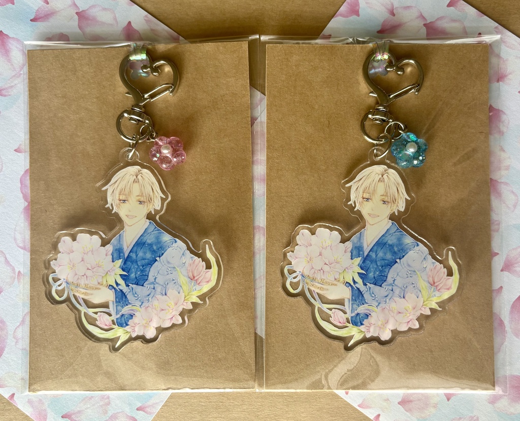 アクリルキーホルダー　🌸🌷🌷　春をお届け　🌷🌷🌸