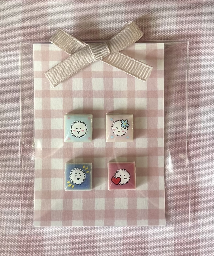 綿毛の妖精　ほわほわさん　手描きタイルシール