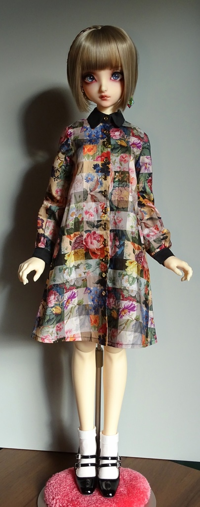 シャツワンピース03(耳飾り付)