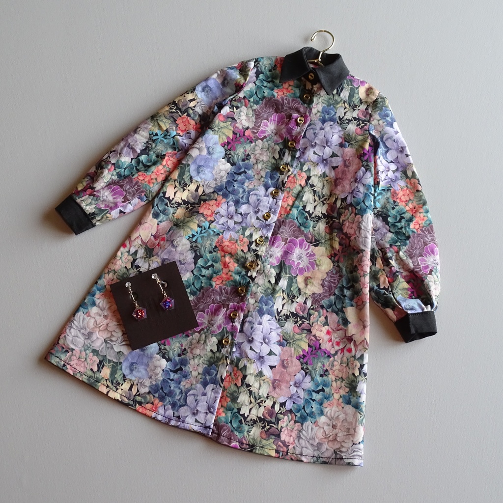 シャツワンピース06（耳飾り付）