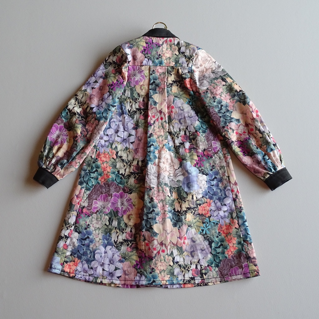 シャツワンピース06(耳飾り付)