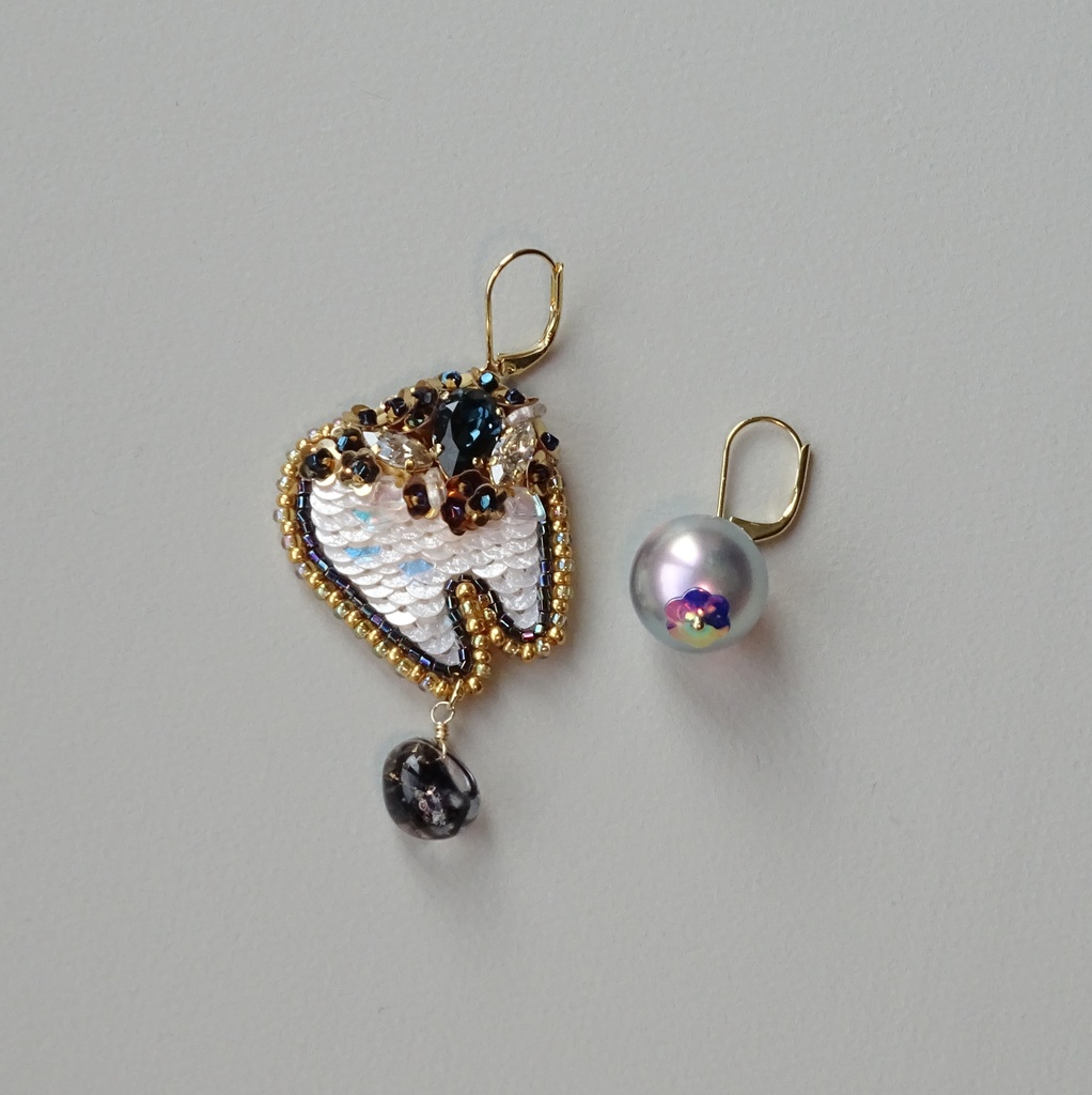 虫歯ビーズ刺繍耳飾り06