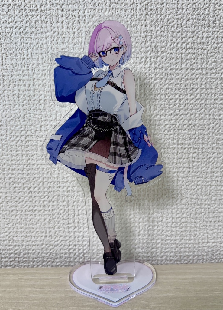 🫧炭酸水1周年記念グッズ𓂃◌𓂂 フレーム付きアクリルスタンド (ショートヘアー×眼鏡ver.)