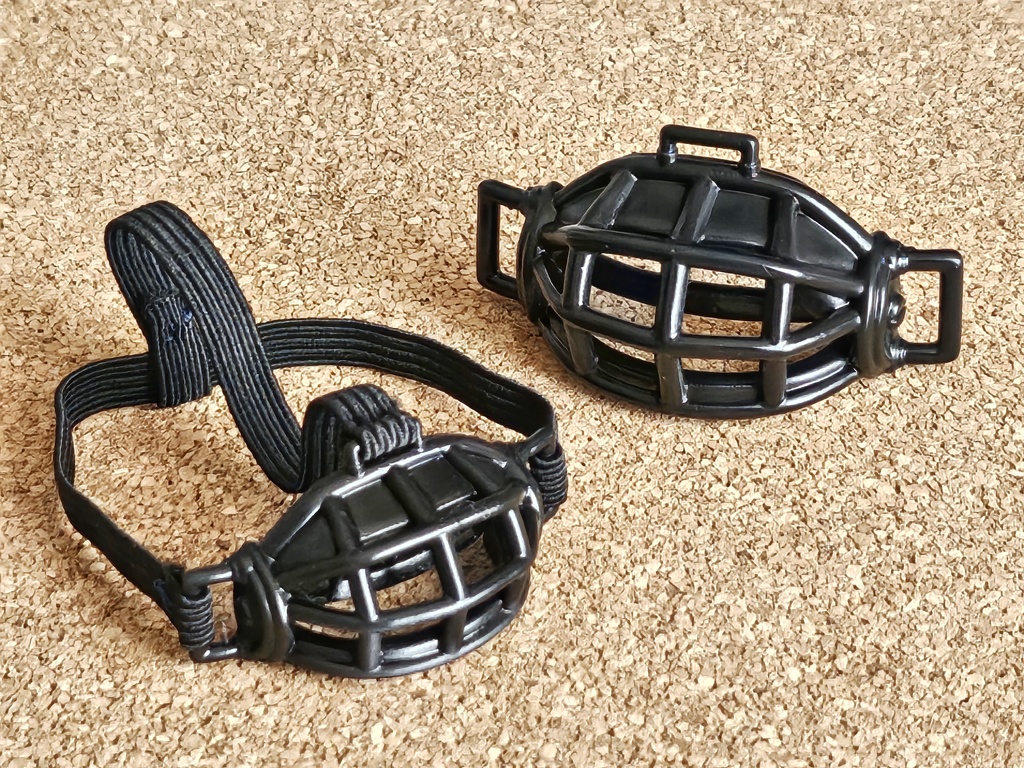 ミニチュア口輪ブラック、シルバー(ぬいぐるみ10、16cmサイズ向け))