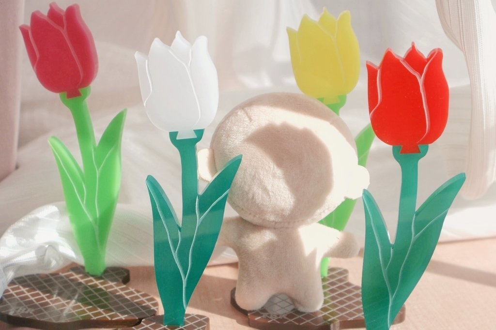 チューリップ型ぬいスタンド