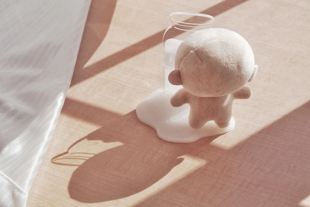 こぼれたMILKのぬいスタンド