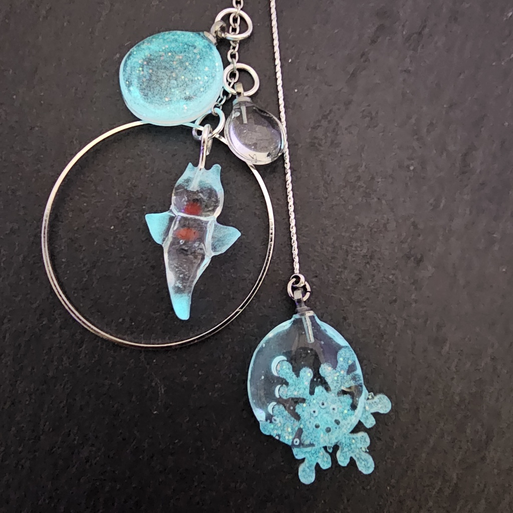 クリオネモチーフ・ピアス