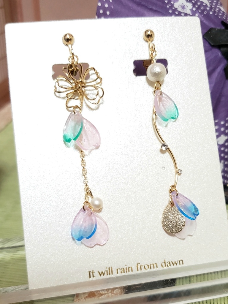 イヤリング にっかり青江と春の庭