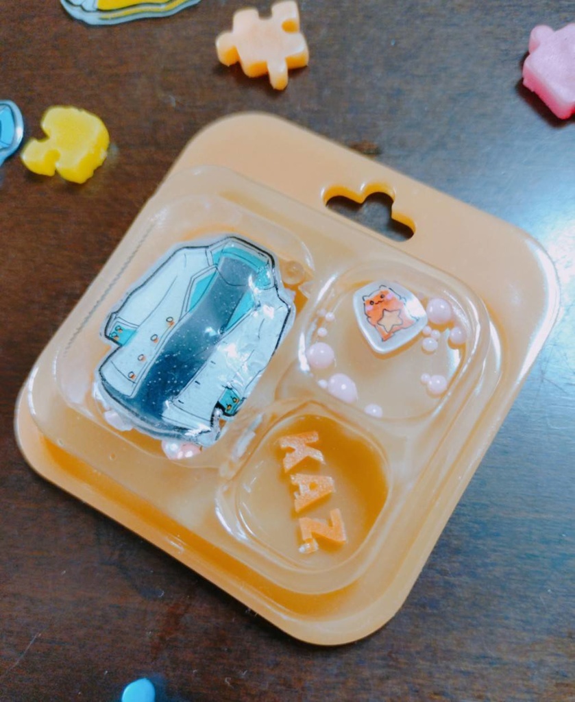 お衣装つめつめ!キーホルダー