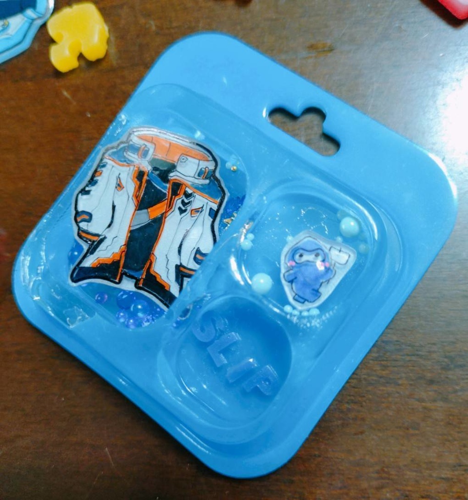 お衣装つめつめ!キーホルダー