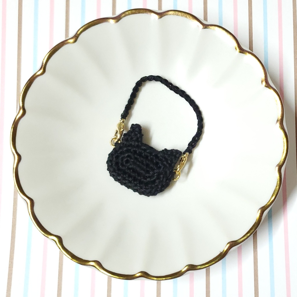 ねこさんポシェット(黒猫・白猫)