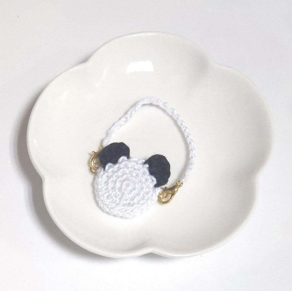 パンダのポシェット