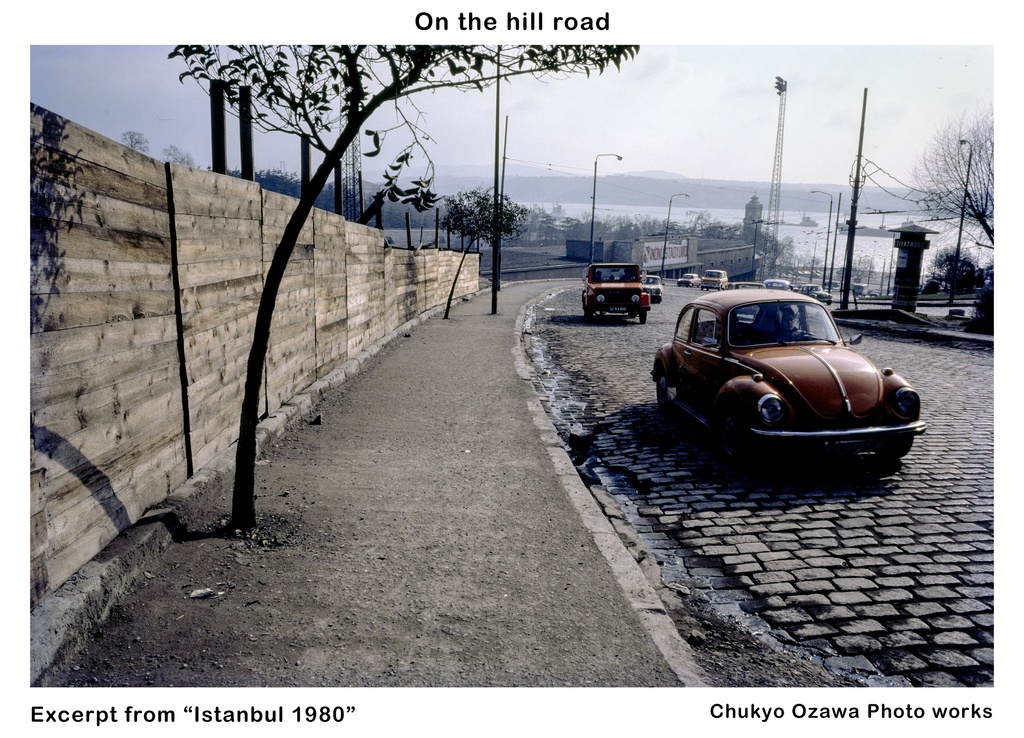 Istanbul1980 - On the hill road -