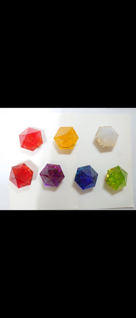 完売御礼!ツイステッドワンダーランド レジンイメージアクセサリー 各寮マジカルペンイメージ