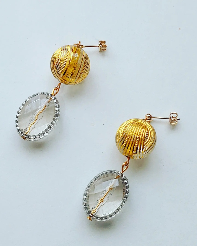 ハンドメイドアクセサリー カラフルアクリルアクセサリー