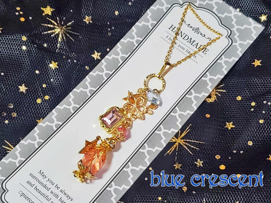 桜魔法の薬瓶ネックレス