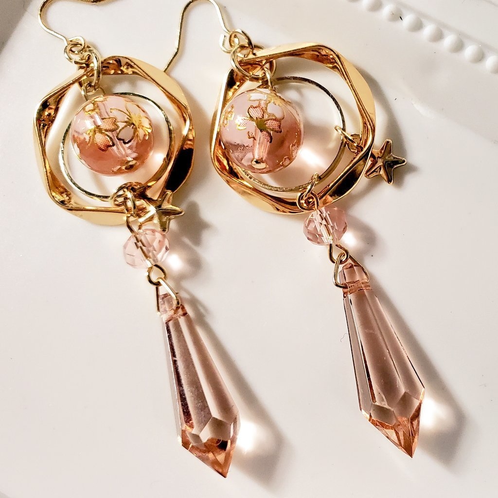 花の円環の耳飾り