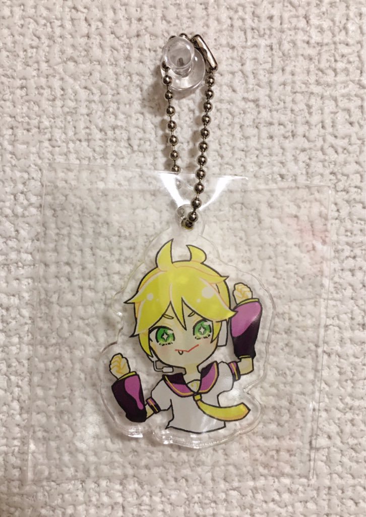 鏡音MEIKO アクキー/ソロの絵柄