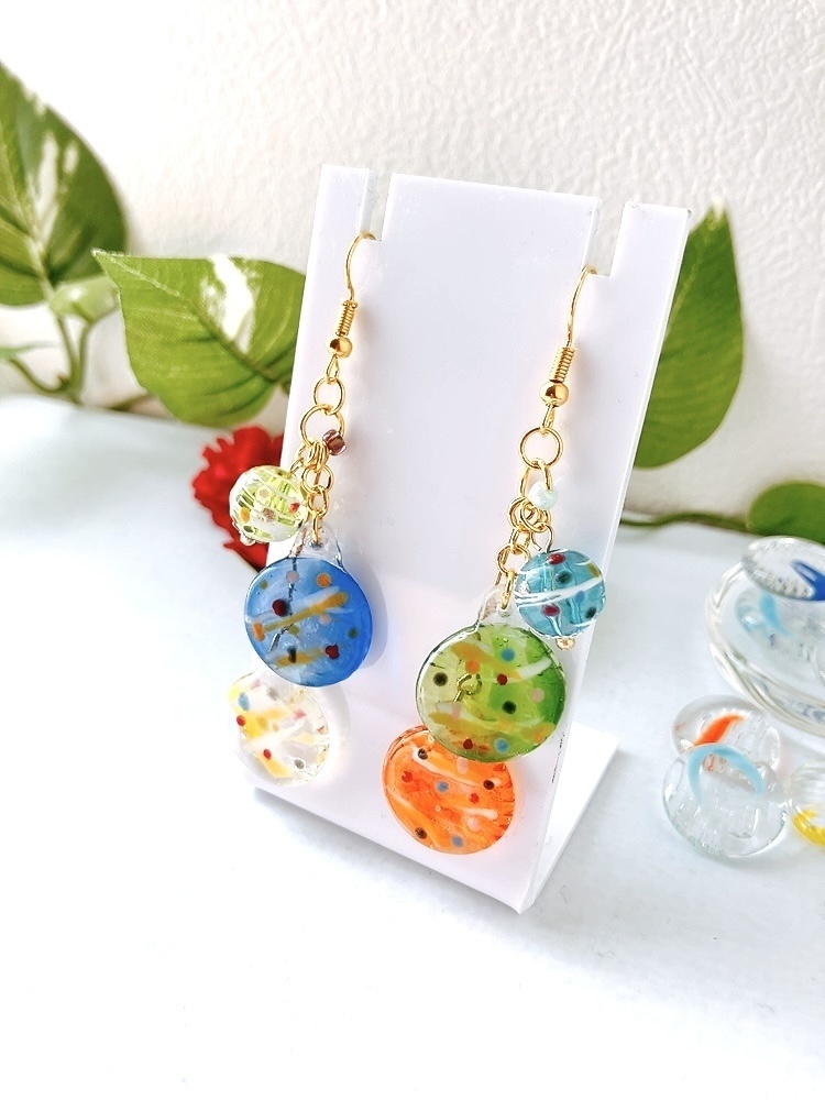 おはじき水風船ピアス カラフルMIX ピアス イヤリング プレゼント 夏 ヨーヨー レジン 水風船 イヤリング無料