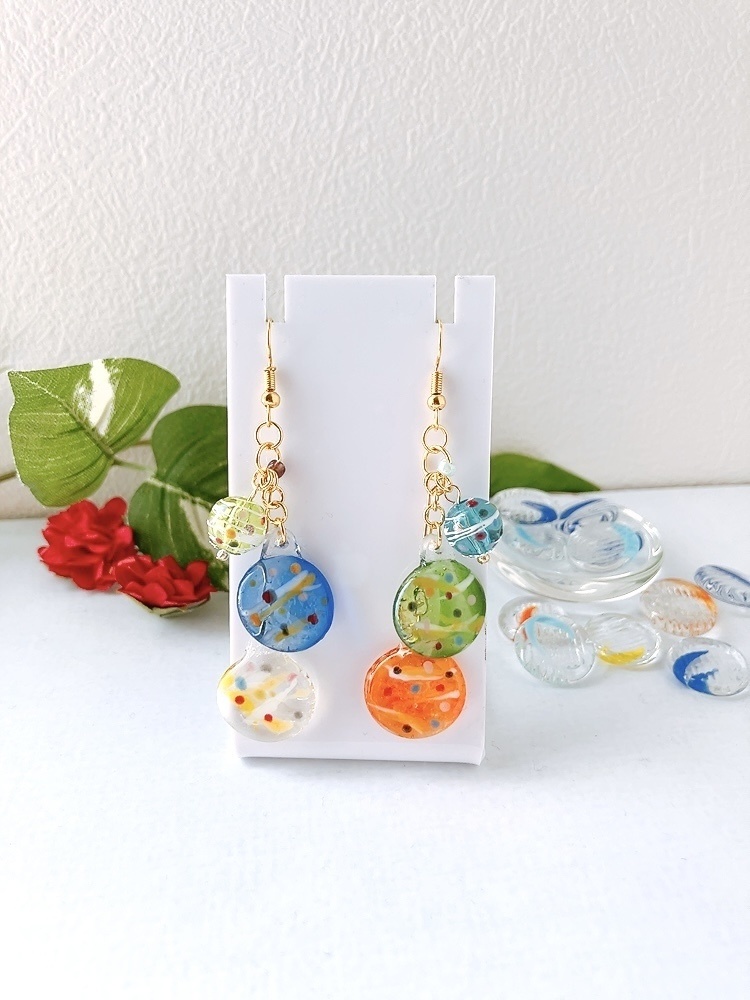 おはじき水風船ピアス カラフルMIX ピアス イヤリング プレゼント 夏 ヨーヨー レジン 水風船 イヤリング無料