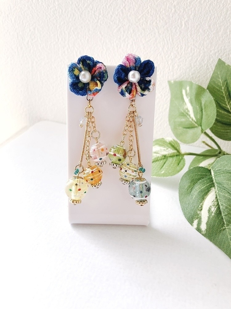 カラフル水風船×つまみ細工のピアス イヤリング無料 つまみ細工 ピアス イヤリング 和 水風船 夏 祭り 和装