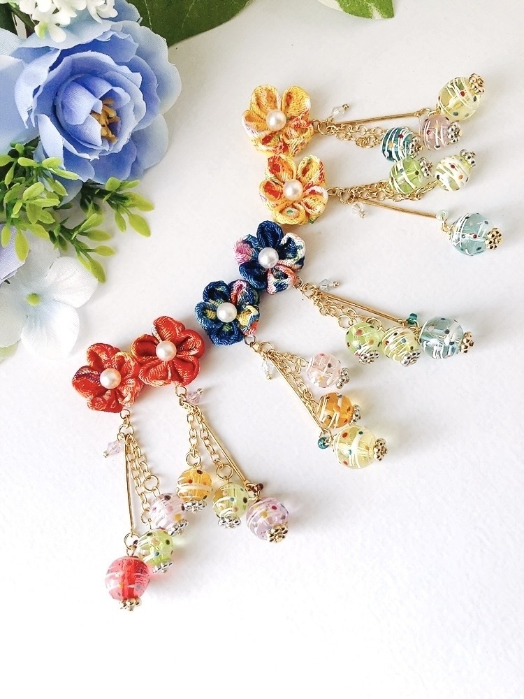 カラフル水風船×つまみ細工のピアス イヤリング無料 つまみ細工 ピアス イヤリング 和 水風船 夏 祭り 和装
