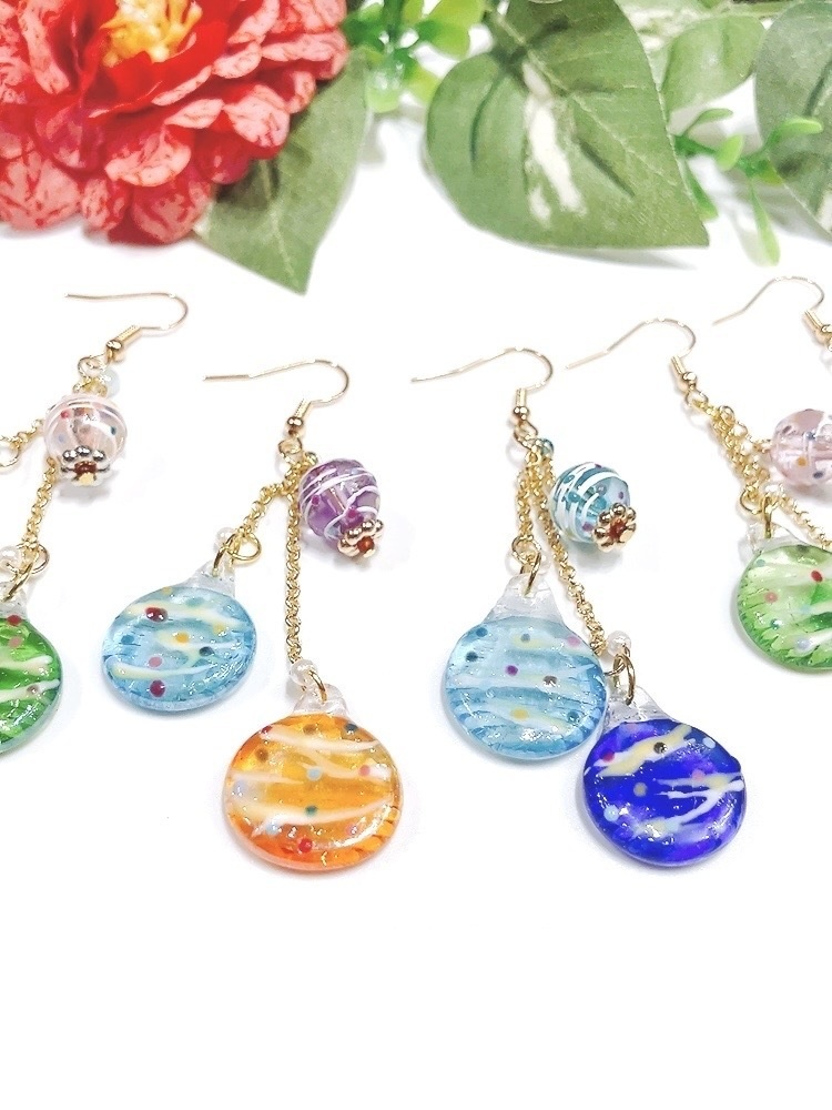 おはじき水風船ピアス クリア ピアス イヤリング イヤリング無料 プレゼント 夏 ヨーヨー レジン 水風船 グリーン おはじき カラフル 金属アレルギー対応 イヤリング
