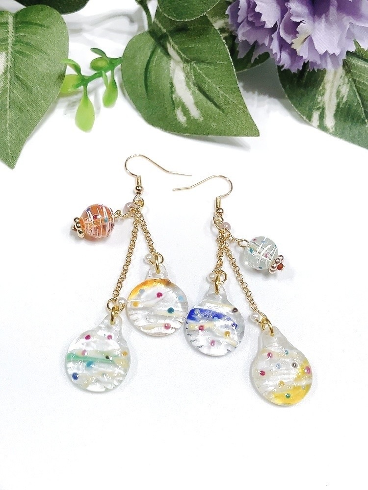 おはじき水風船ピアス　クリア　ピアス　イヤリング　イヤリング無料　プレゼント　夏　ヨーヨー　レジン　水風船　グリーン　おはじき　カラフル　金属アレルギー対応　イヤリング