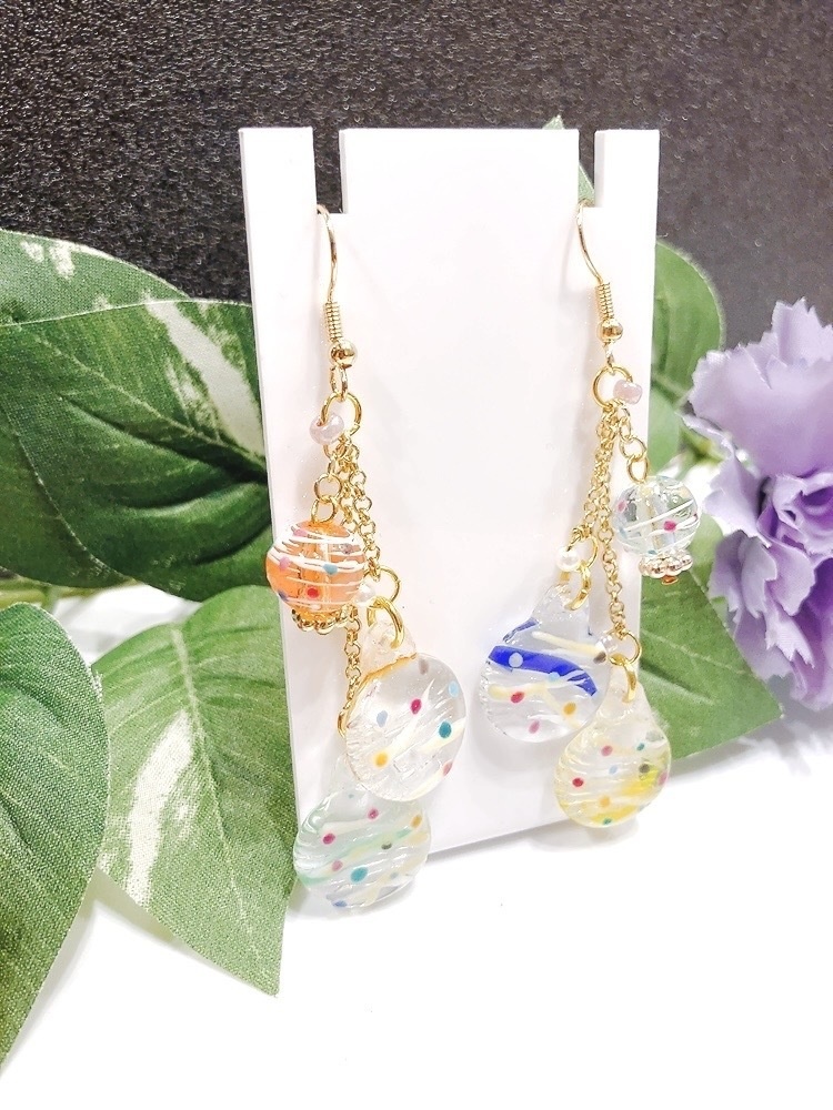 おはじき水風船ピアス クリア ピアス イヤリング イヤリング無料 プレゼント 夏 ヨーヨー レジン 水風船 グリーン おはじき カラフル 金属アレルギー対応 イヤリング