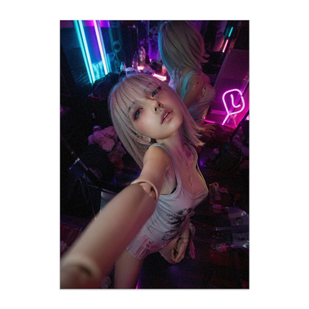 ネオン空間のカオスドール