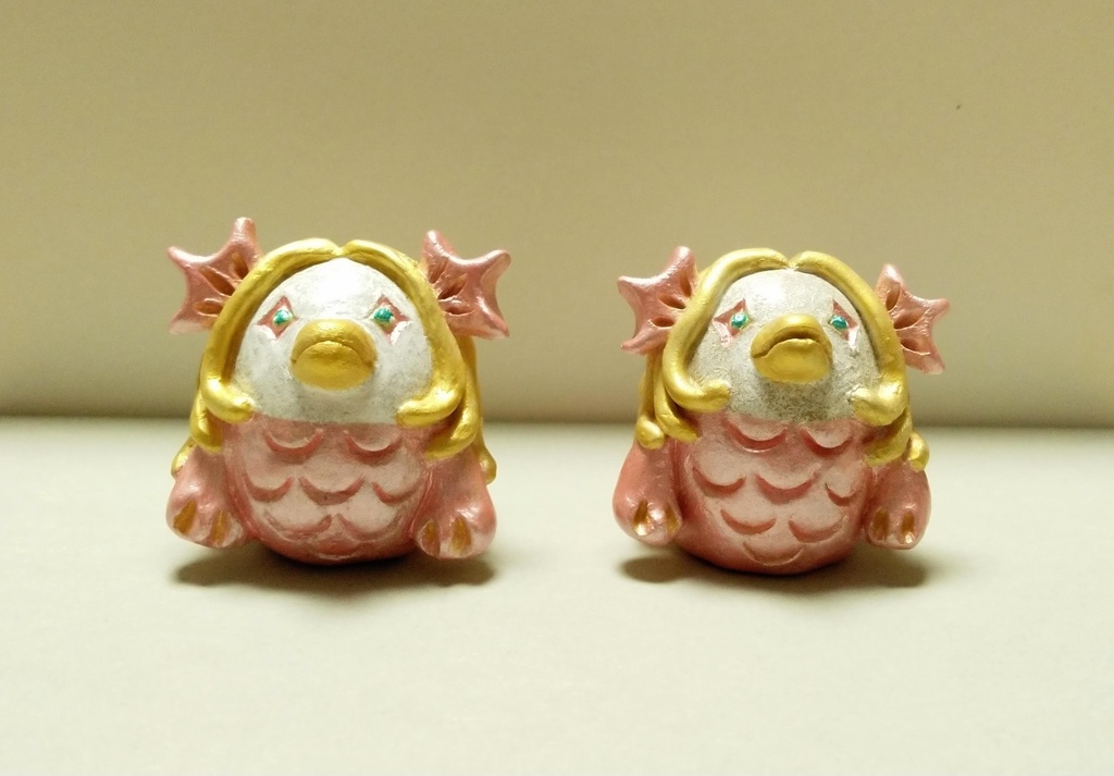 アマビヱ陶器人形(ピンク(髪ゴールド)