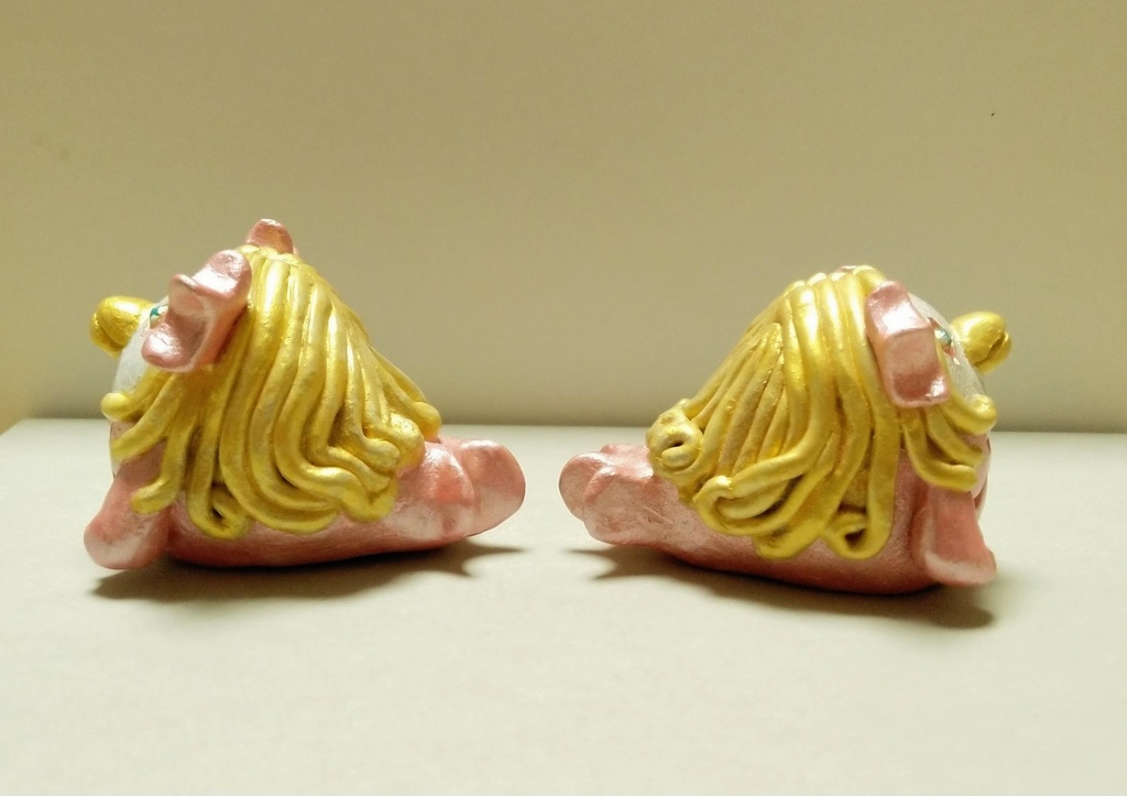 アマビヱ陶器人形(ピンク(髪ゴールド)