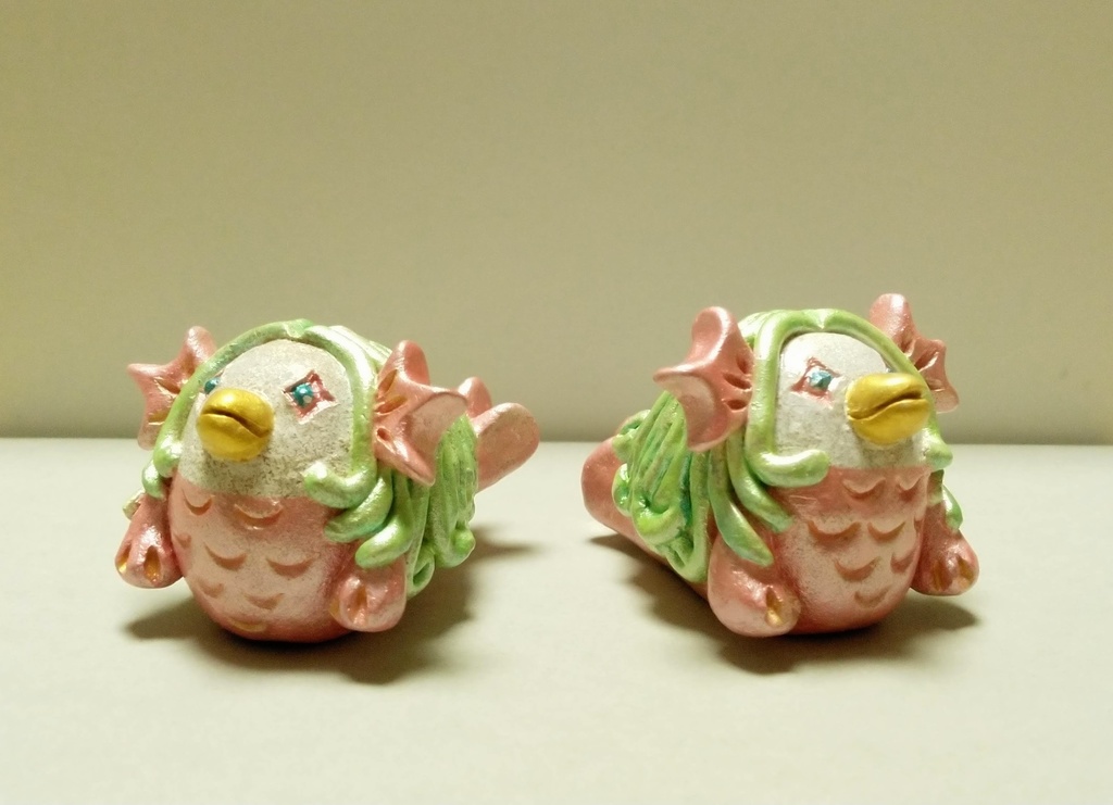 アマビヱ陶器人形(ピンク(髪グリーン)