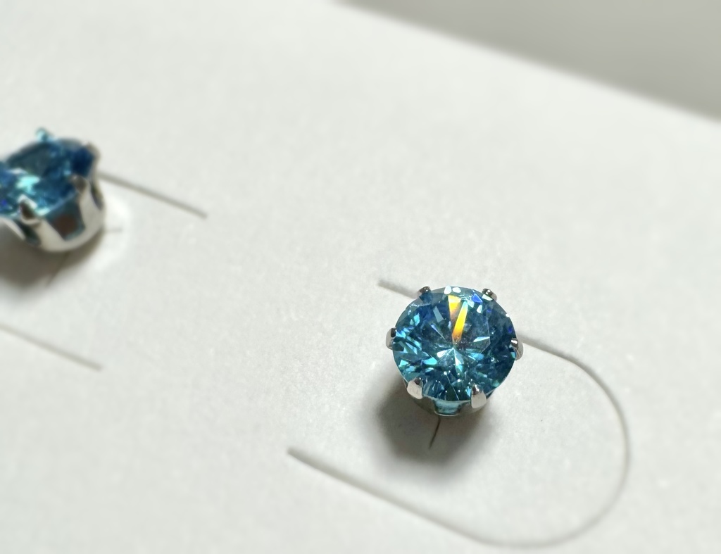 イヤーアクセサリー(キュービックジルコニア/ブルー)