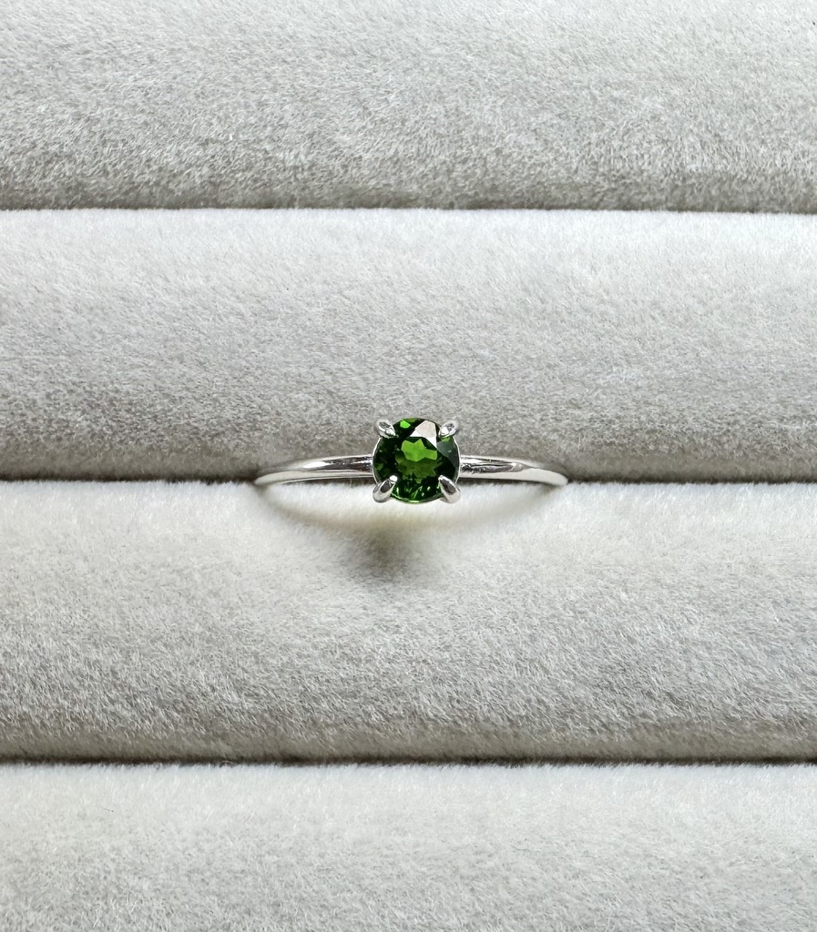 R16 天然石リング(クロムダイオプサイド)