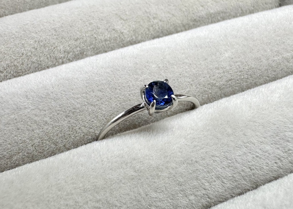 R17　天然石リング(カイヤナイト)