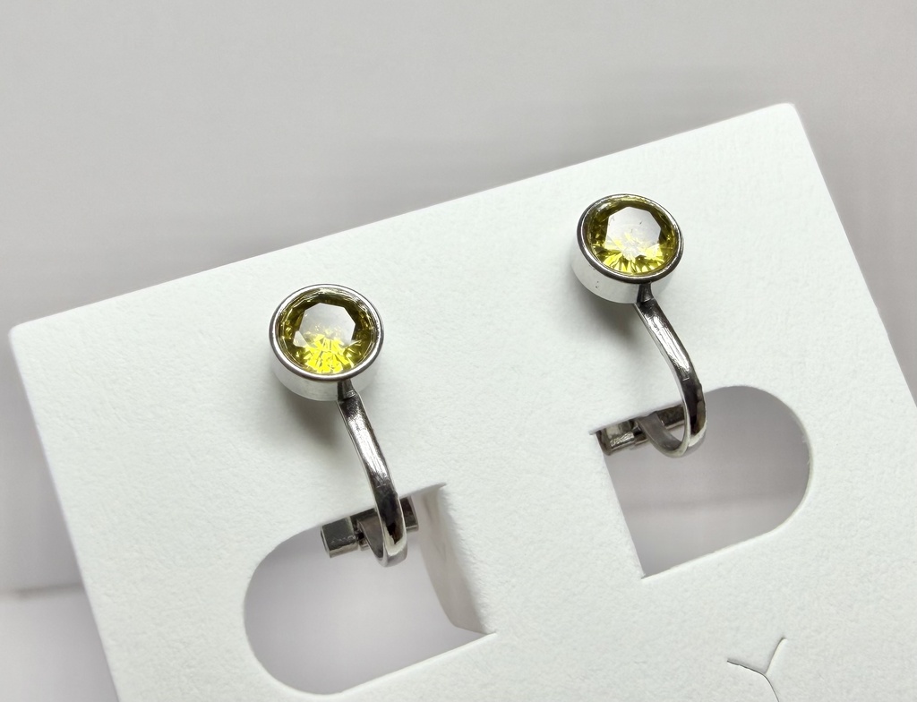 イヤーアクセサリー(キュービックジルコニア/イエロー)