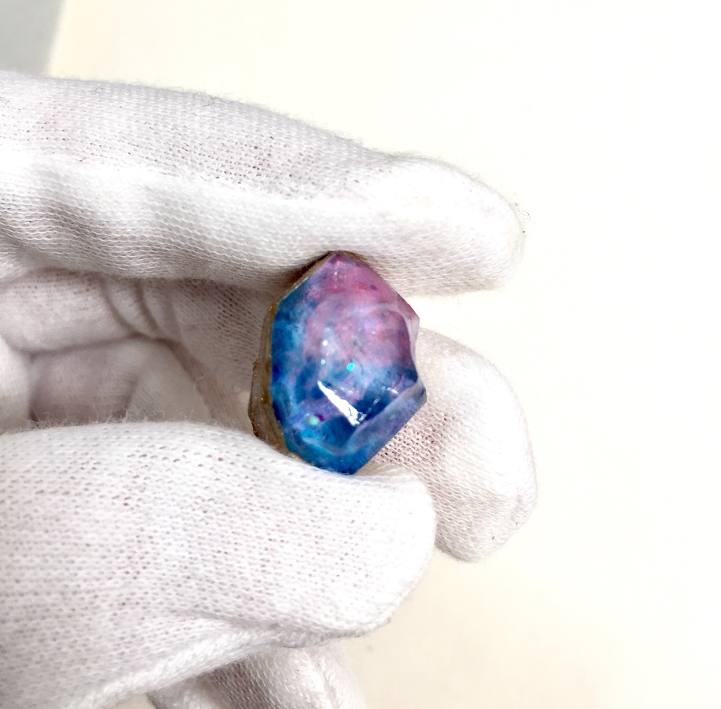 星空の鉱石イヤリング