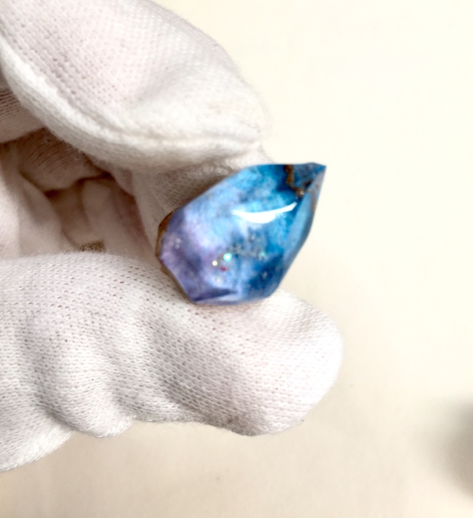 星空の鉱石イヤリング