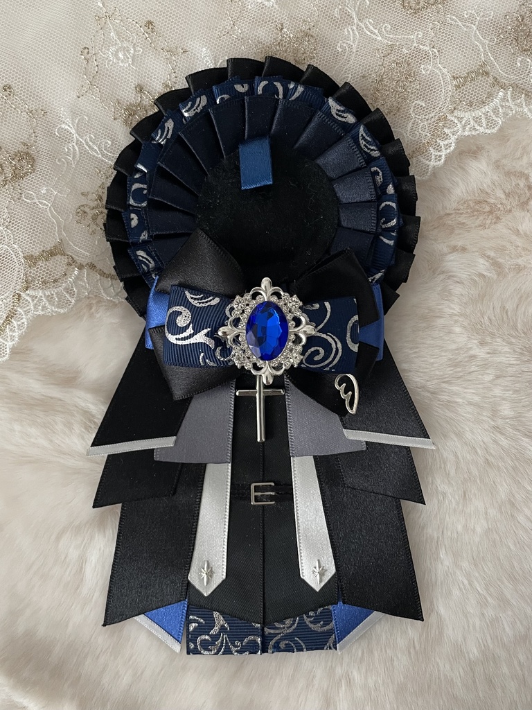 リボンロゼット ネイビー×シルバー×十字架