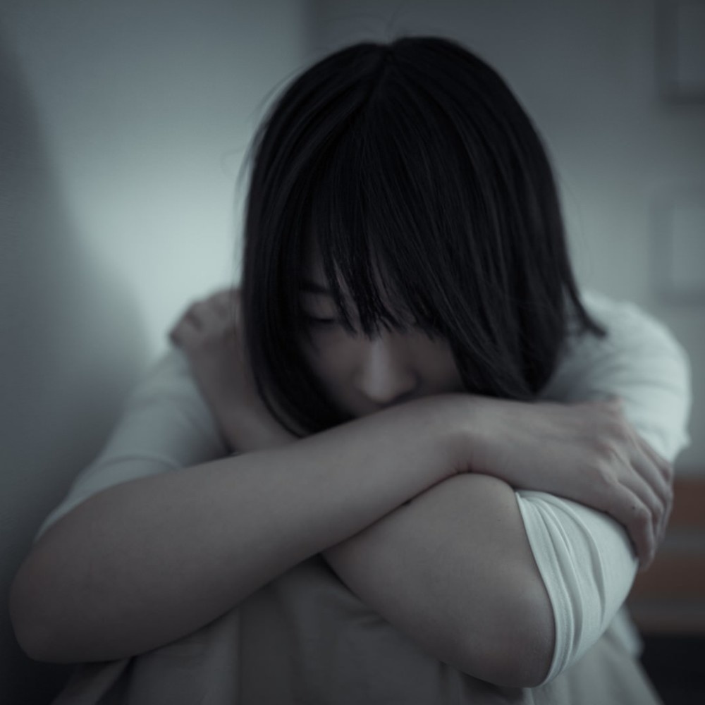 哀しみの中に
