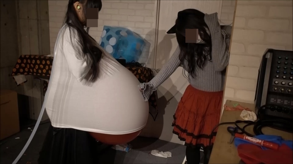 『剥き出さない風船衣服内圧迫破裂(計16シーン)43分02秒』