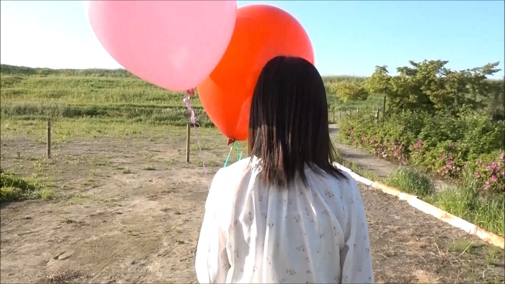 【ふうせんのねこ】『Rちゃんの屋外でふうせん遊び&車内でPOP』